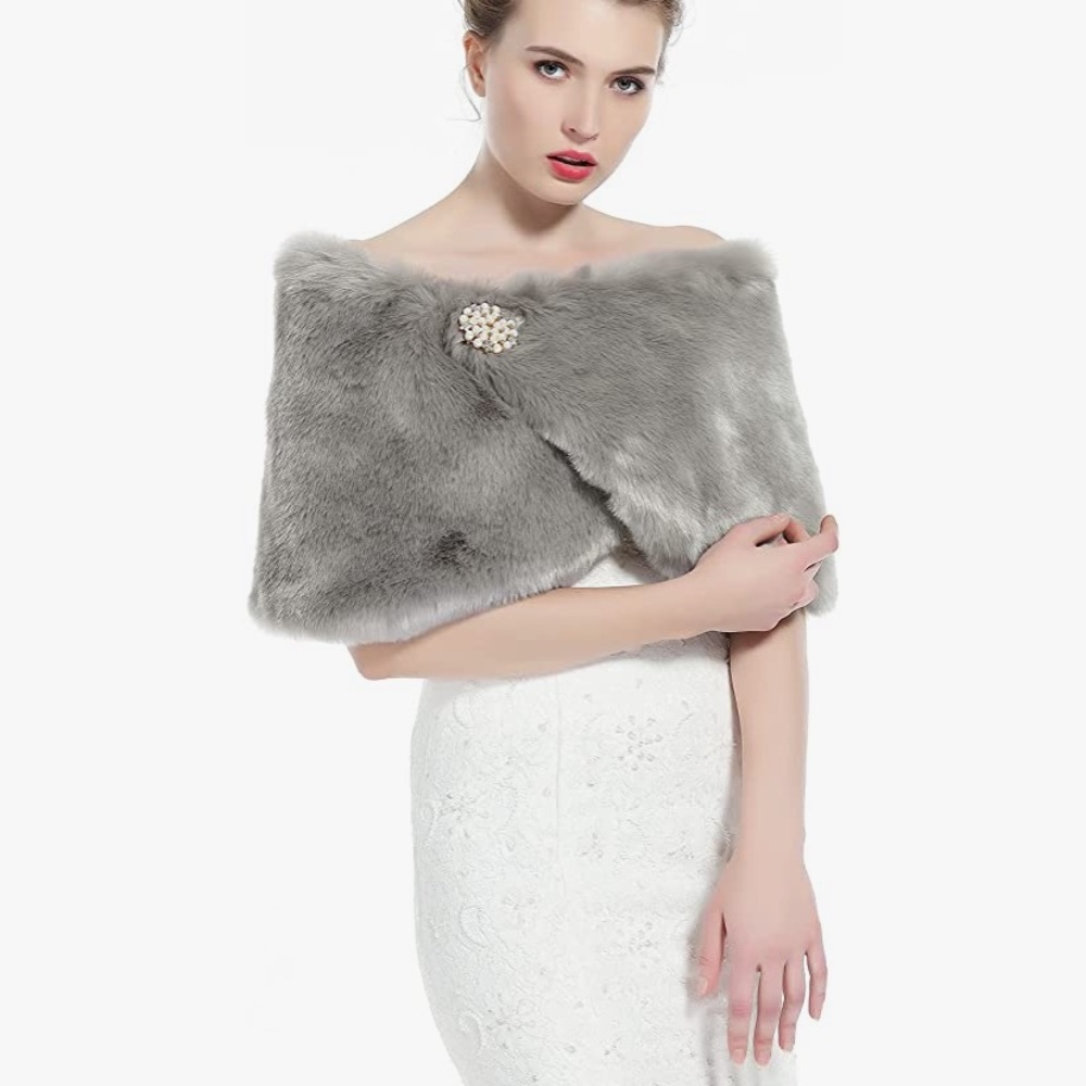 Women’s Faux Fur Shawl Wrap